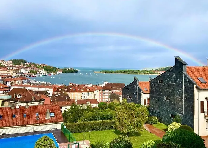 Terraza Y Piscina Con Vistas Espectaculares Al Mar Parking Cubierto Apartamento San Vicente De La Barquera