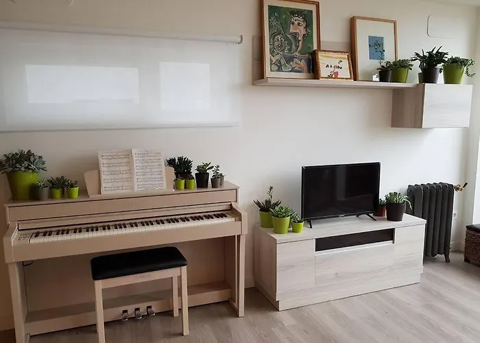 Terraza Y Piscina Con Vistas Espectaculares Al Mar Parking Cubierto