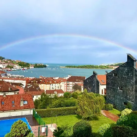 Terraza Y Piscina Con Vistas Espectaculares Al Mar Parking Cubierto Lejlighed San Vicente De La Barquera